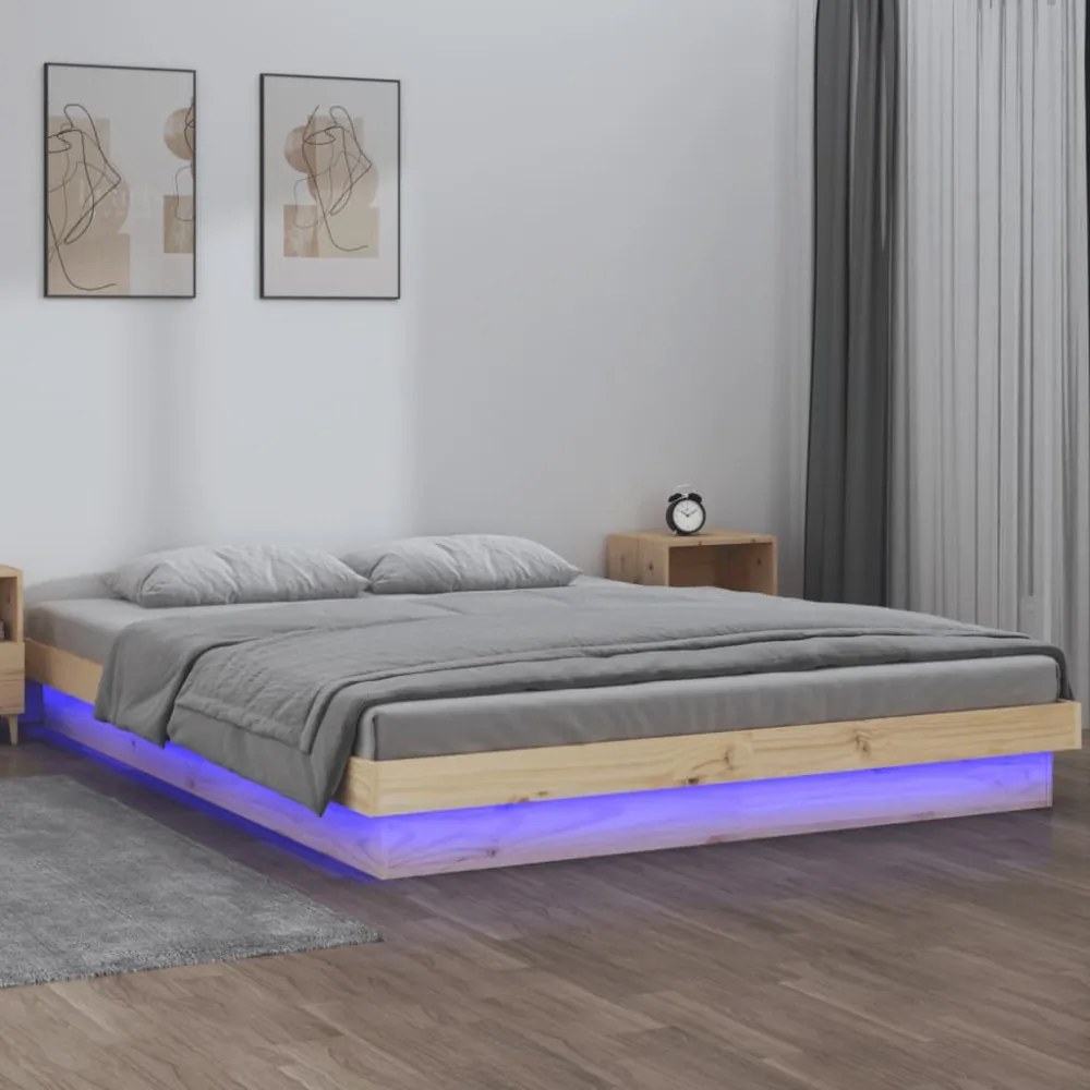 kétszemélyes tömör fa LED-es ágykeret 135 x 190 cm