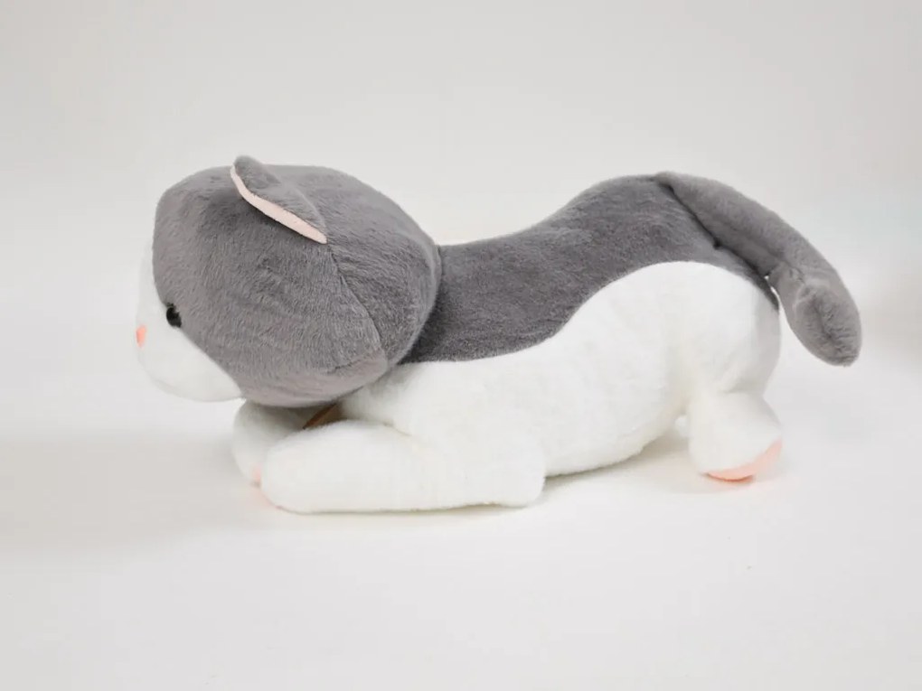 Plüss MACSKA szürke babatakaróval belül