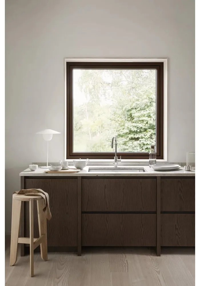 Natúr színű tölgyfa bárszék (ülésmagasság 75 cm) Eli – Blomus