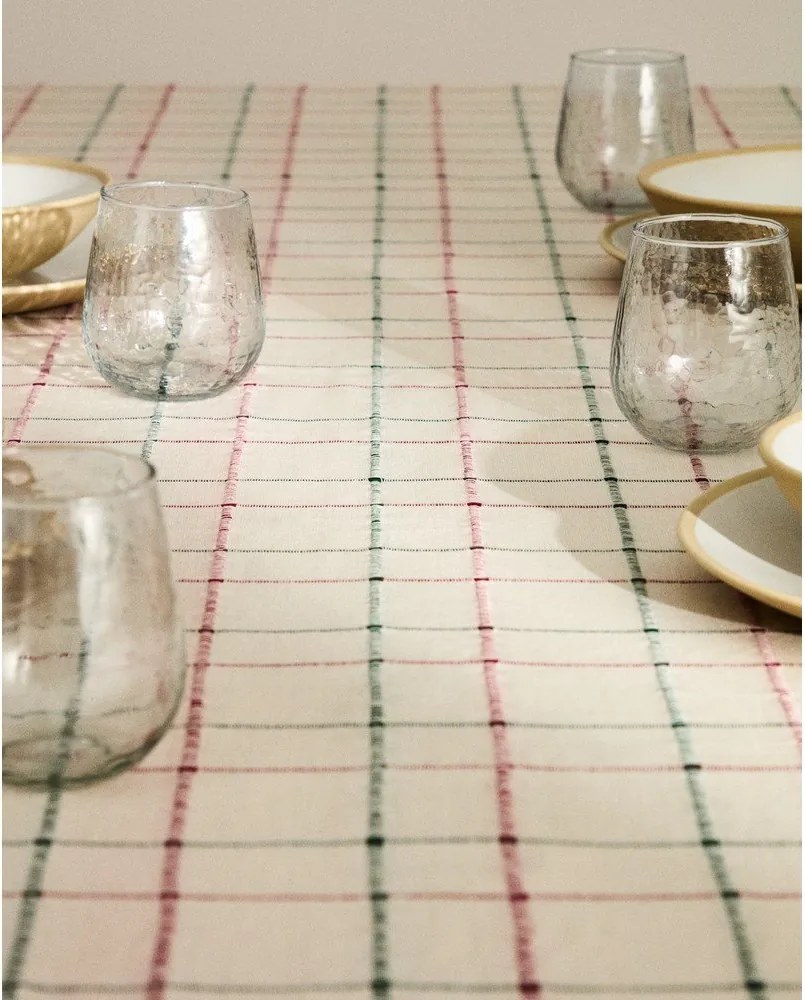 Jacquard kézzel készített asztalterítő 150x250 cm Aldelie – Kave Home