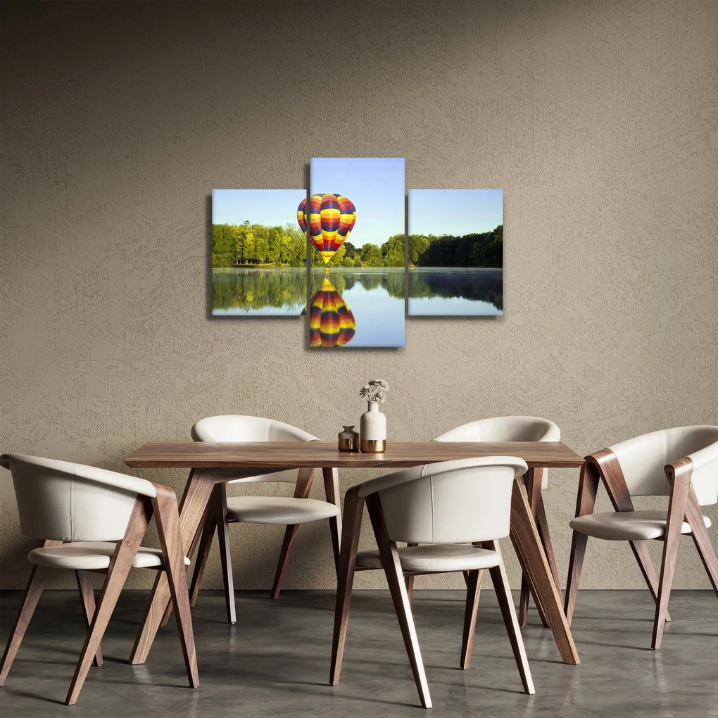 Hőlégballon a tónál képe (90x60 cm)