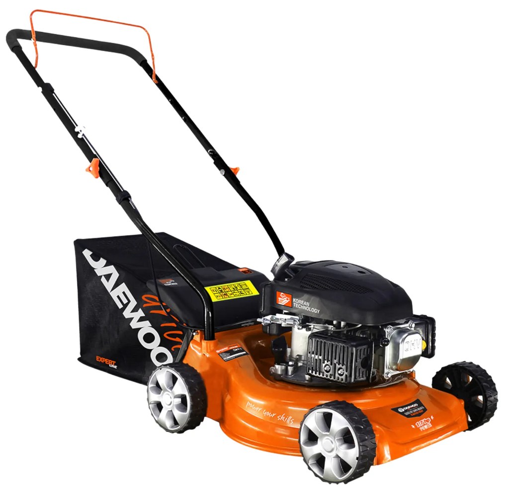 Daewoo DLM4100 benzines fűnyíró 40L gyűjtővel