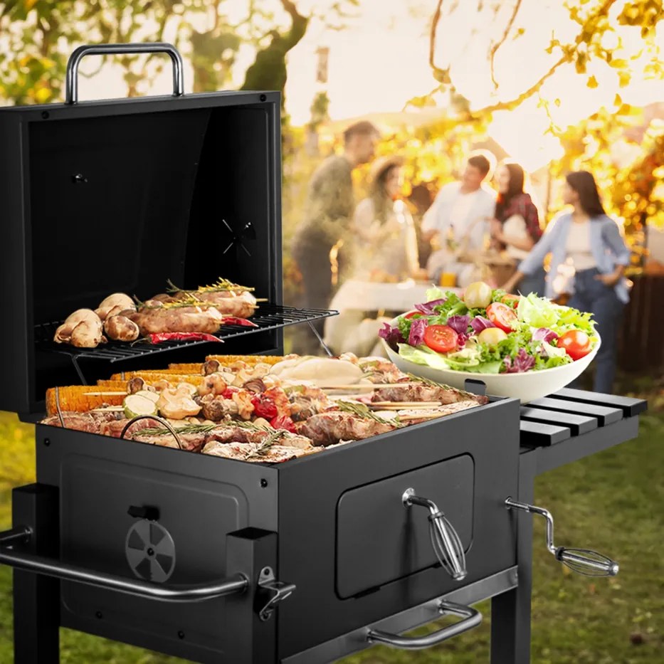 Masszív családi kerti grill