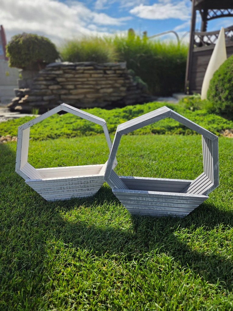 Fa hatszögletű kosár két változatban 36x36x13cm