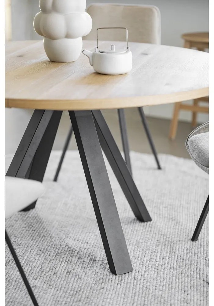 Natúr színű kerek bővíthető étkezőasztal tölgyfa dekorral ø 135 cm Maddock – Rowico