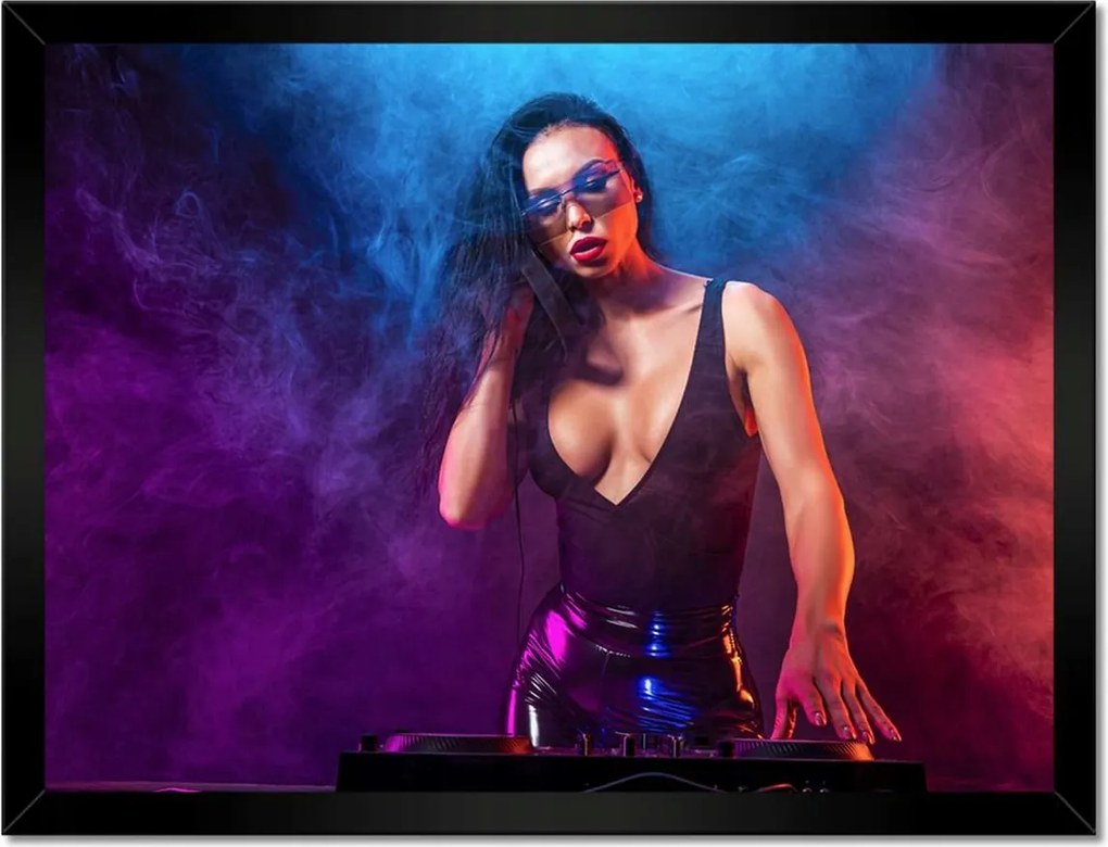 Poszterek keretben 40x30 Jó hallása van Djkának