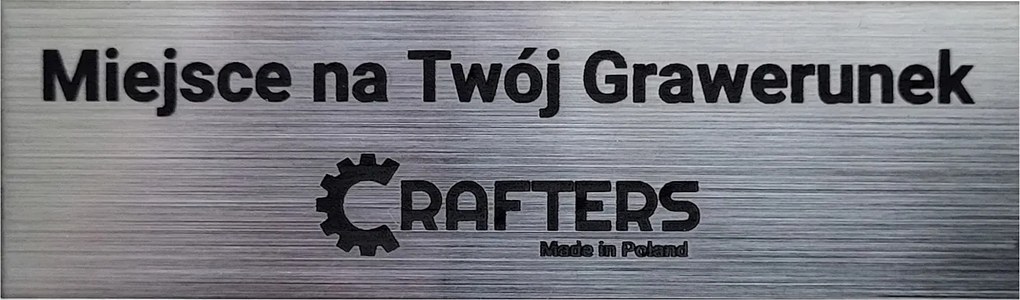 Ezüst tábla gravírozással, egyedi felirattal, 10 x 3 cm