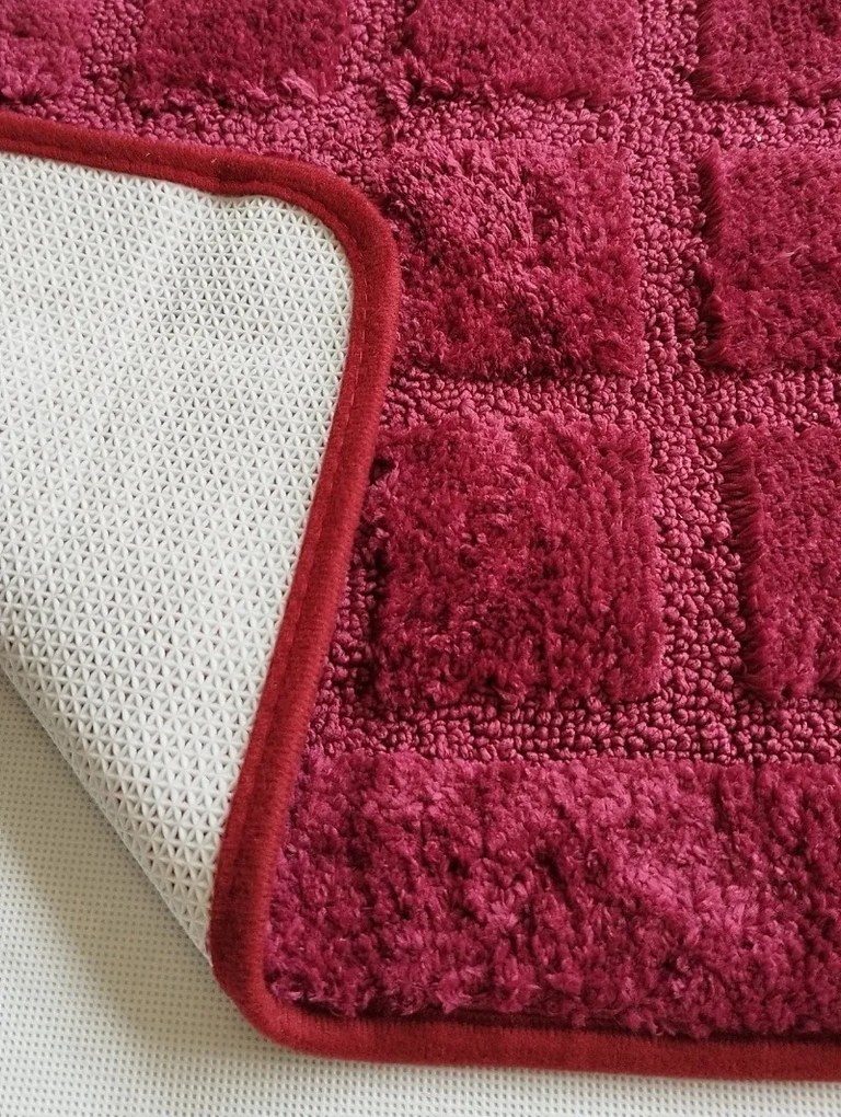 Fürdőszoba szőnyeg kocka Bordó 50x80 cm TiaHome