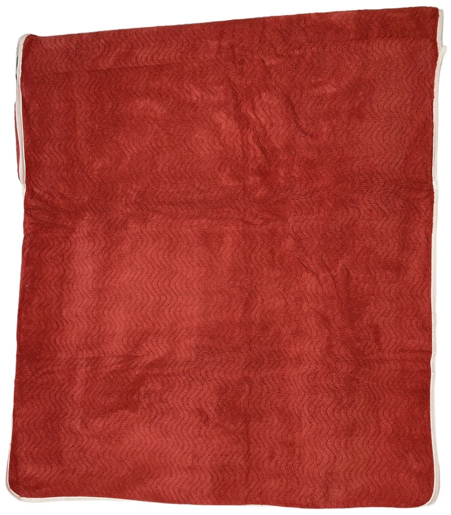 Mikroplüss törülköző - piros A törülközők mérete: 70x140 cm