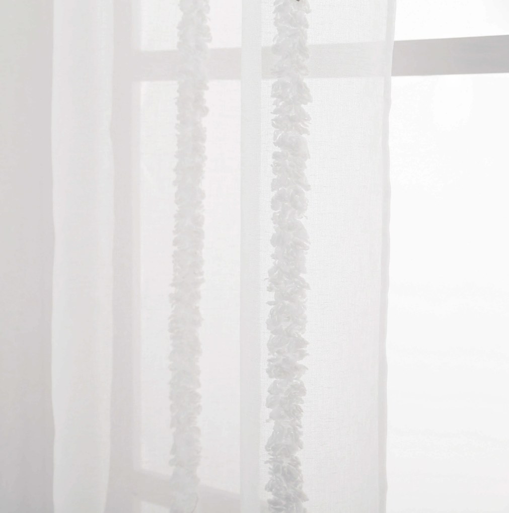 TASMA fehér függöny mintával 140x250 cm Felfüggesztés: Fém gyűrűk