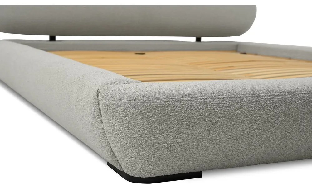 Világosszürke kárpitozott franciaágy ágyráccsal 140x200 cm Odette – Scandic