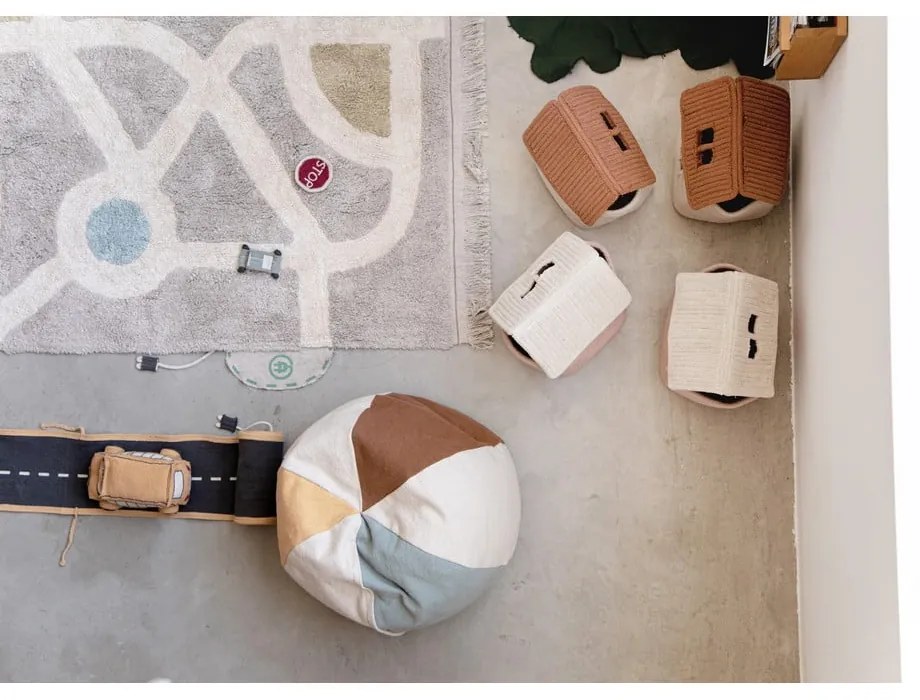 Gyerek babzsákfotel Ball – Lorena Canals