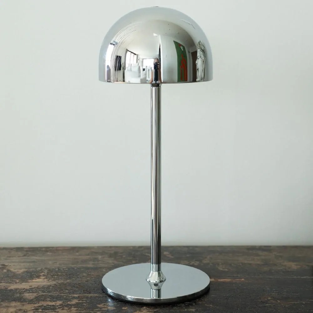 Ezüstszínű LED asztali lámpa távirányítóval, fém búrával (magasság 30 cm) Tim – Sirius