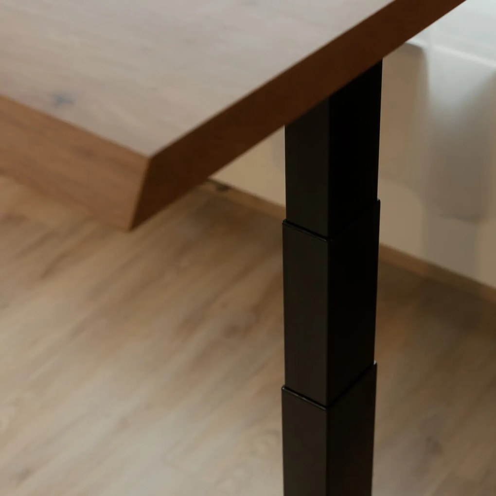 Elektromosan állítható magasságú asztal Liftor Expert