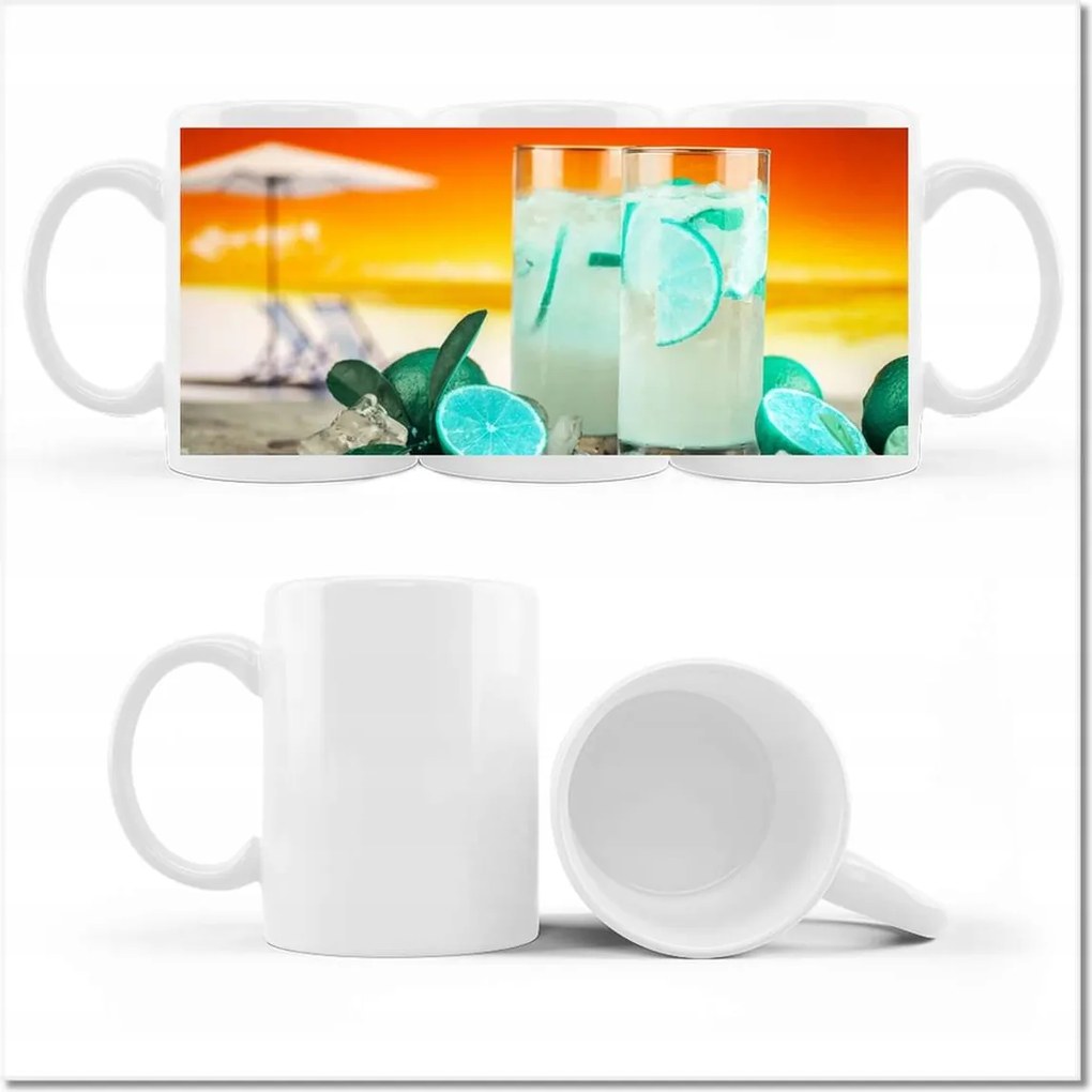 Fotós bögre Ital vodkával a tengerparton