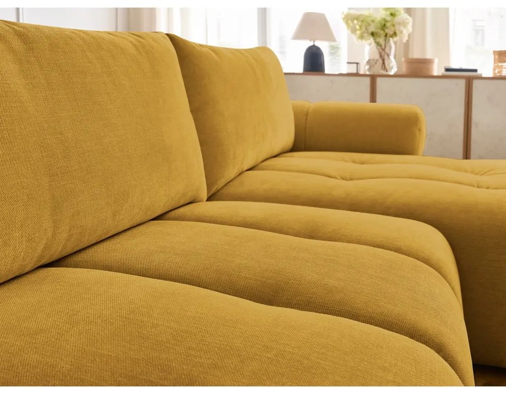 Mustársárga kinyitható-tárolóhelyes sarokkanapé (jobb oldali-heverő résszel) Fuji – Bobochic Paris