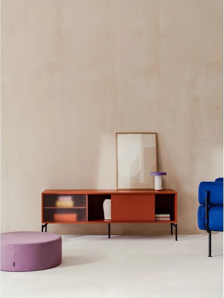 Terrakotta színű TV-állvány 160x60x42 cm Met – noo.ma