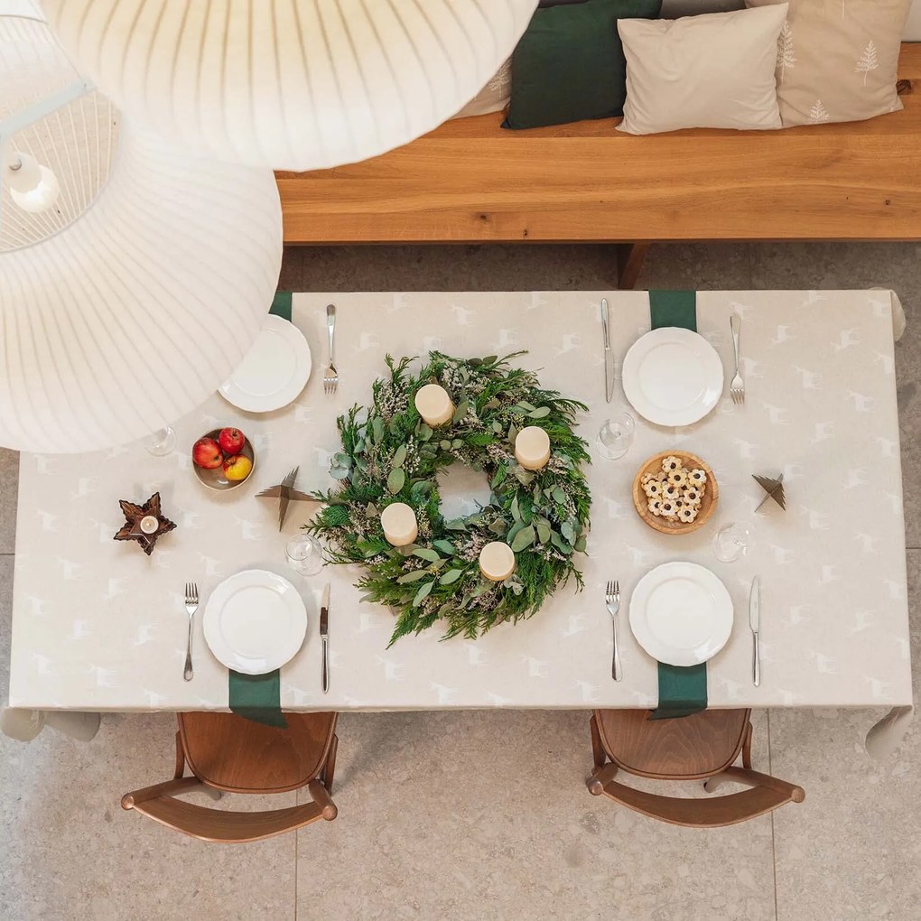 Goldea szögletes terítő natura - szarvasok természetes talajon 100 x 140 cm