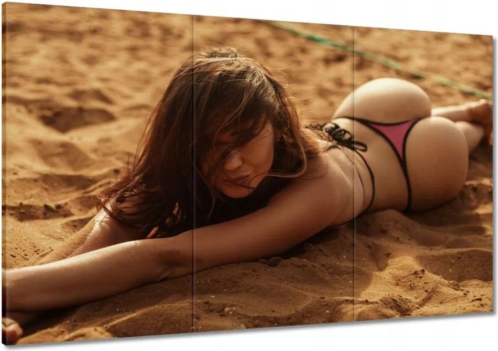 Képek 120x80 Csaj a tengerparton Napozás