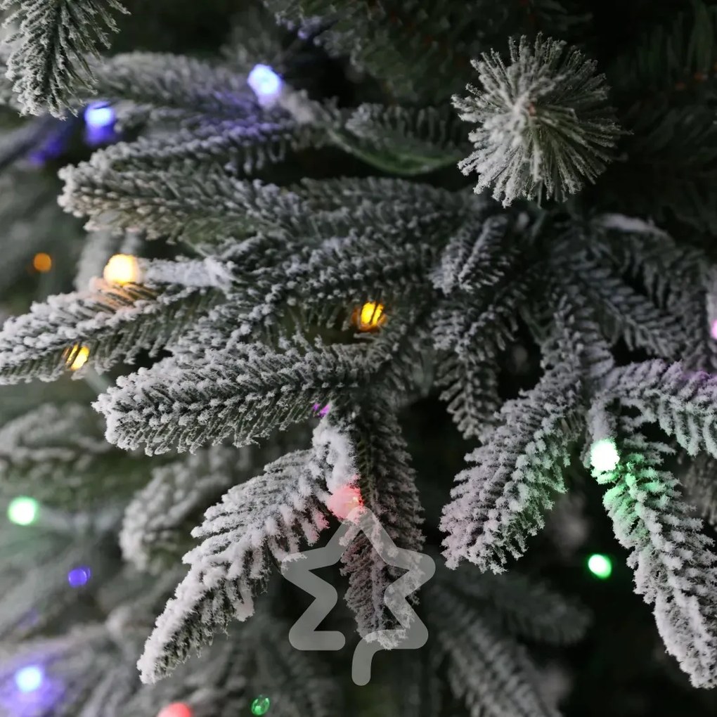 Havas Lucfenyő 600 LED 210 cm