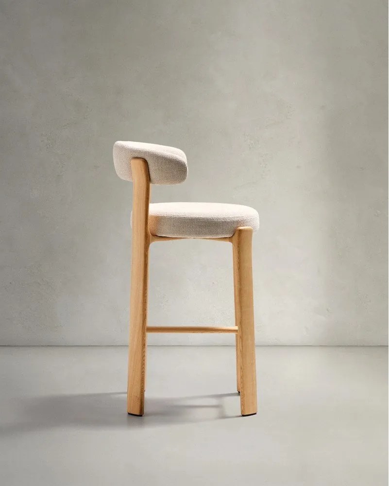 Bézs-világos natúr színű kőrisfa bárszék (ülésmagasság 75 cm) Granite – Kave Home