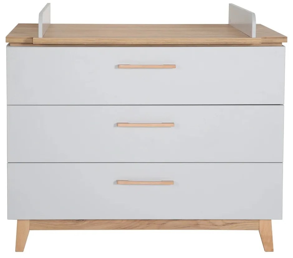 Világosszürke alacsony gyerek komód pelenkázó feltéttel tölgyfa dekorral 117x104 cm Caro – Roba