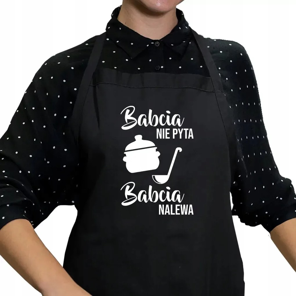 A nagymama nem kérdez, a nagymama tölt Kötényt A Nagymamáknak Ajándék Nagymama Napjára