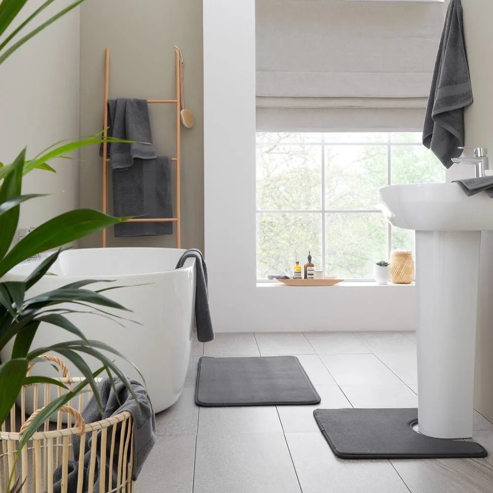 Sötétszürke frottír pamut fürdőlepedő 70x120 cm Anti-Bacterial – Catherine Lansfield