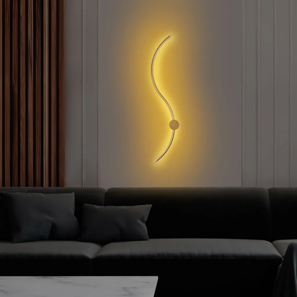 Uyan 13602 arany fém LED falilámpa