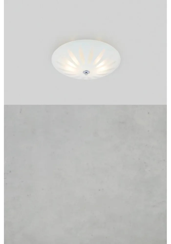 Fehér mennyezeti lámpa üveg búrával Petal – Markslöjd