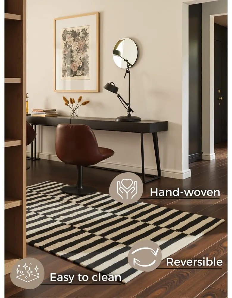 Fekete-fehér kétoldalas kézi szövésű gyapjú szőnyeg 120x180 cm Donna – Hanse Home