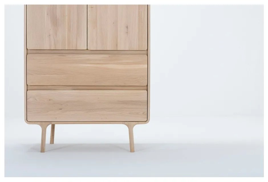 Fawn tömör tölgyfa ruhásszekrény 2 fiókkal - Gazzda