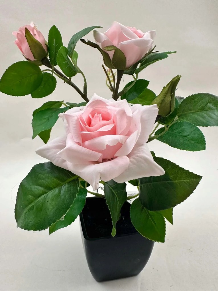 Dekoratív növény fa rózsa bokor cserépben mesterséges rózsa rózsaszín