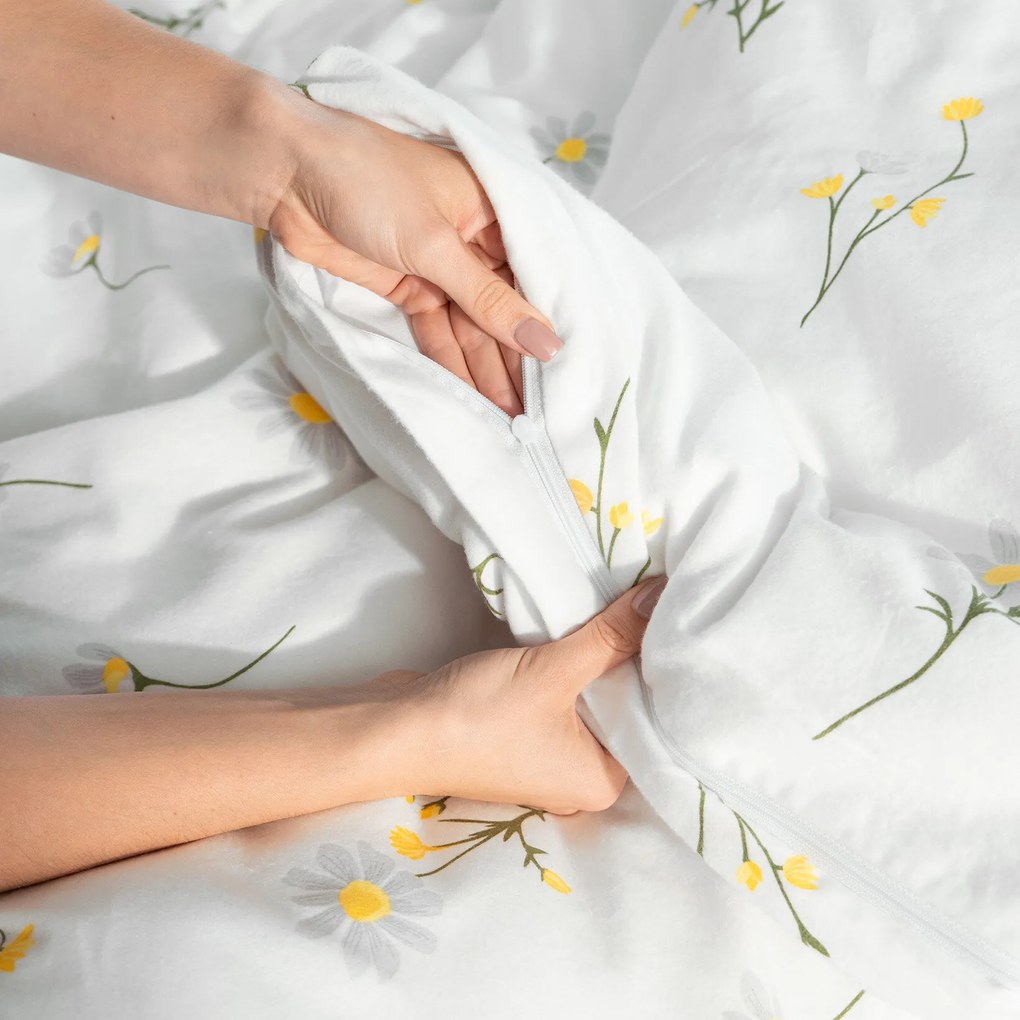 Goldea flanel ágyneműhuzat - kamilla virágok 200 x 200 és 2db 70 x 90 cm