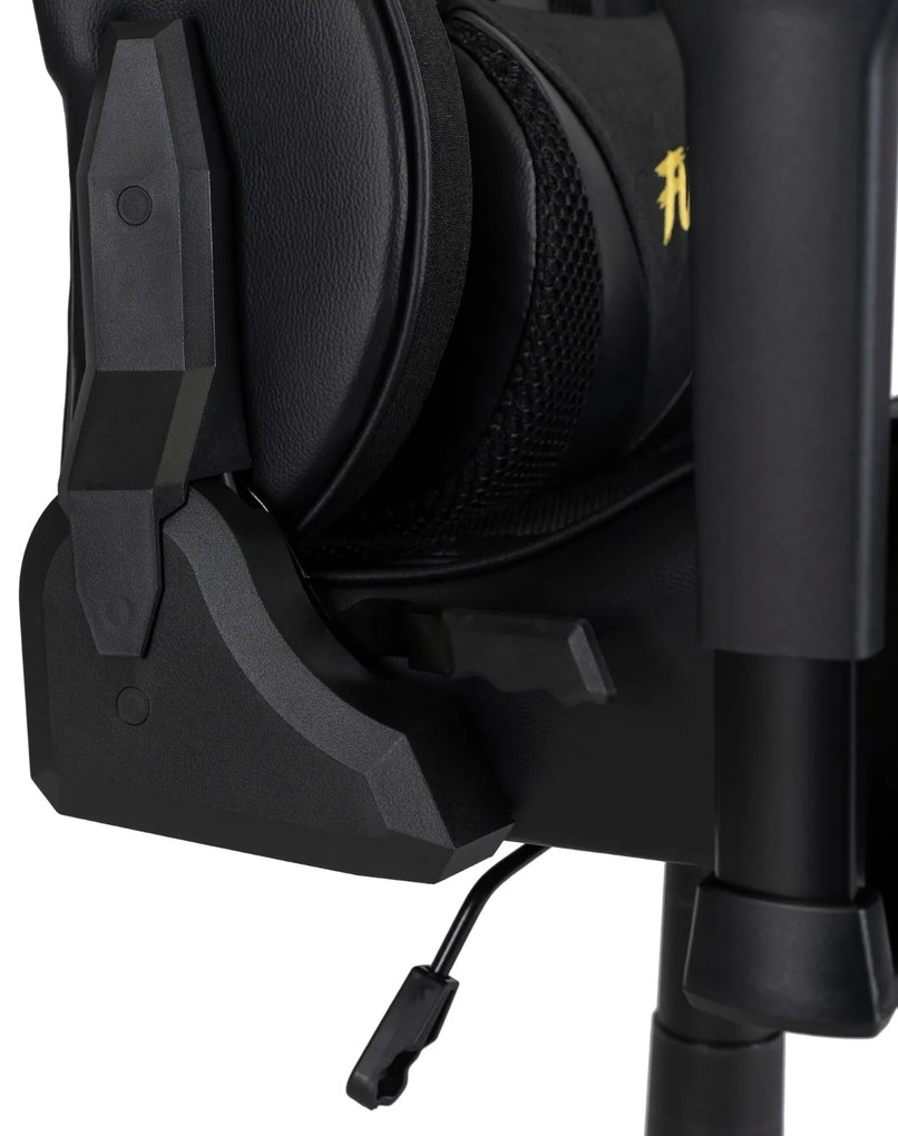 Gamer/Irodai Forgószék Fekete/Arany Színben. NEXON