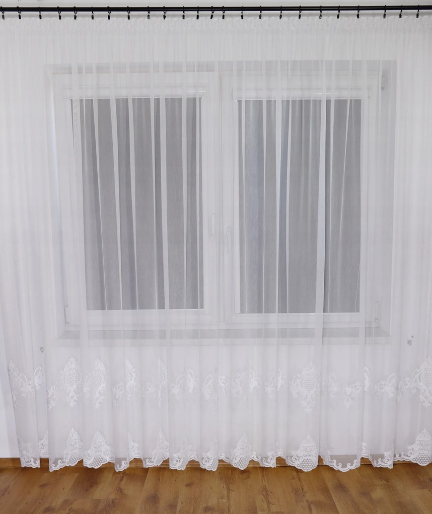 Függöny Kész napellenző Selene dupla hímzéssel átvezető szalag méretre