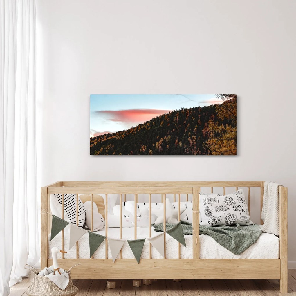 Kép a domb fölött (120x50 cm)