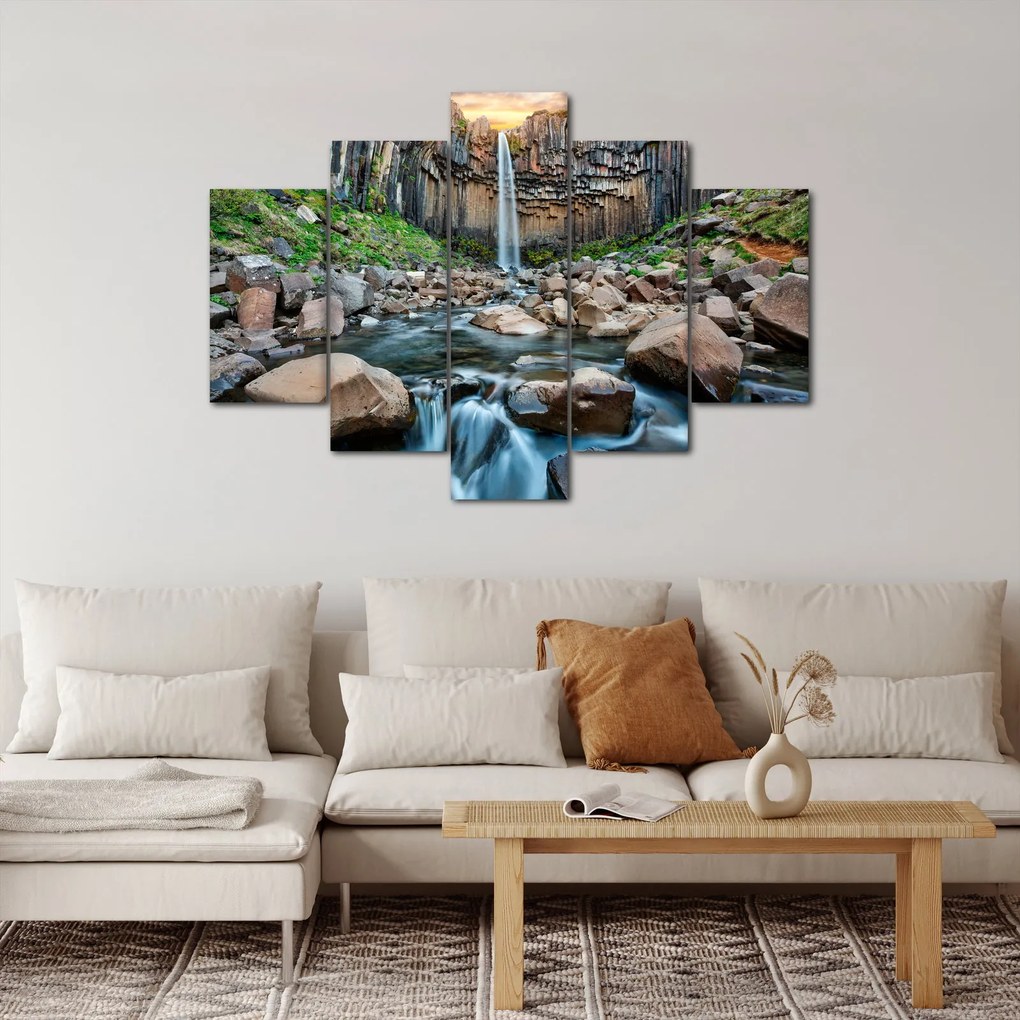 Kép - Svartifossi vízesés, Izland (150x105 cm)