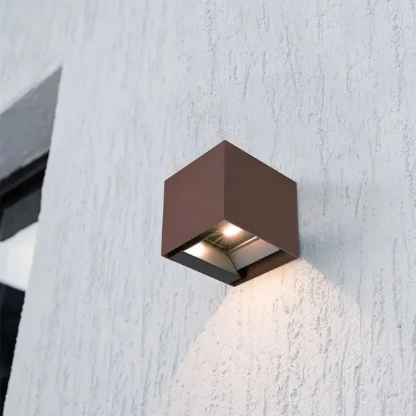 LED Sol fali lámpa érzékelővel LED/9W/3,7V 3000/4000/5000K IP65 2600 mAh barna