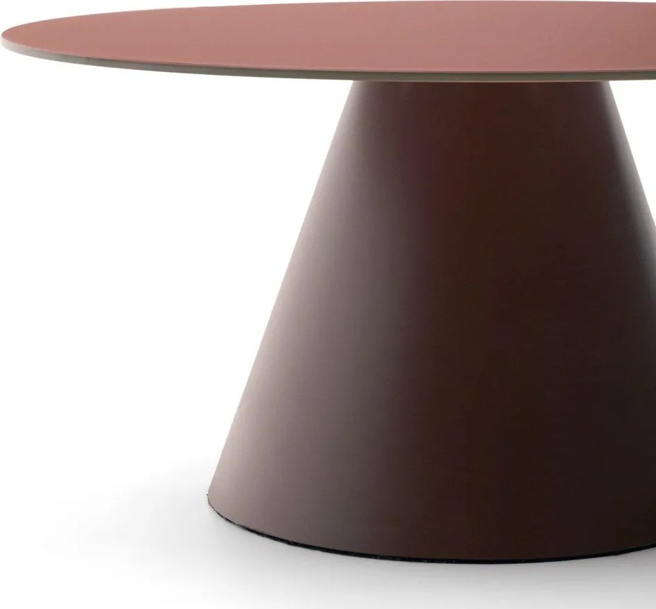 Terrakotta színű kerek dohányzóasztal üveg asztallappal ø 80 cm Wilshire – Kave Home