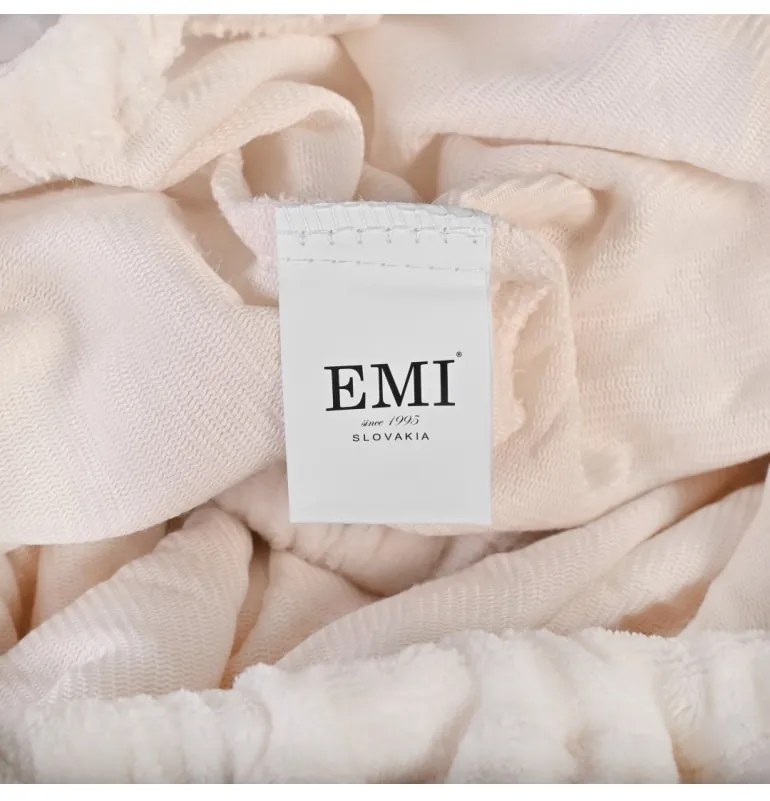 EMI krémszínű mikroplüss gumis lepedő, 180x200-as lap