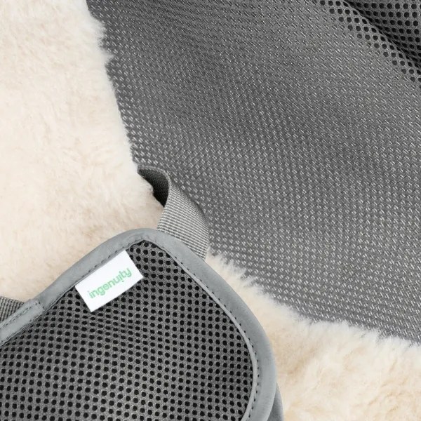 Ingenuity EVERY SEASON WESLEY 3xC szürke vibráló babaágy dallammal