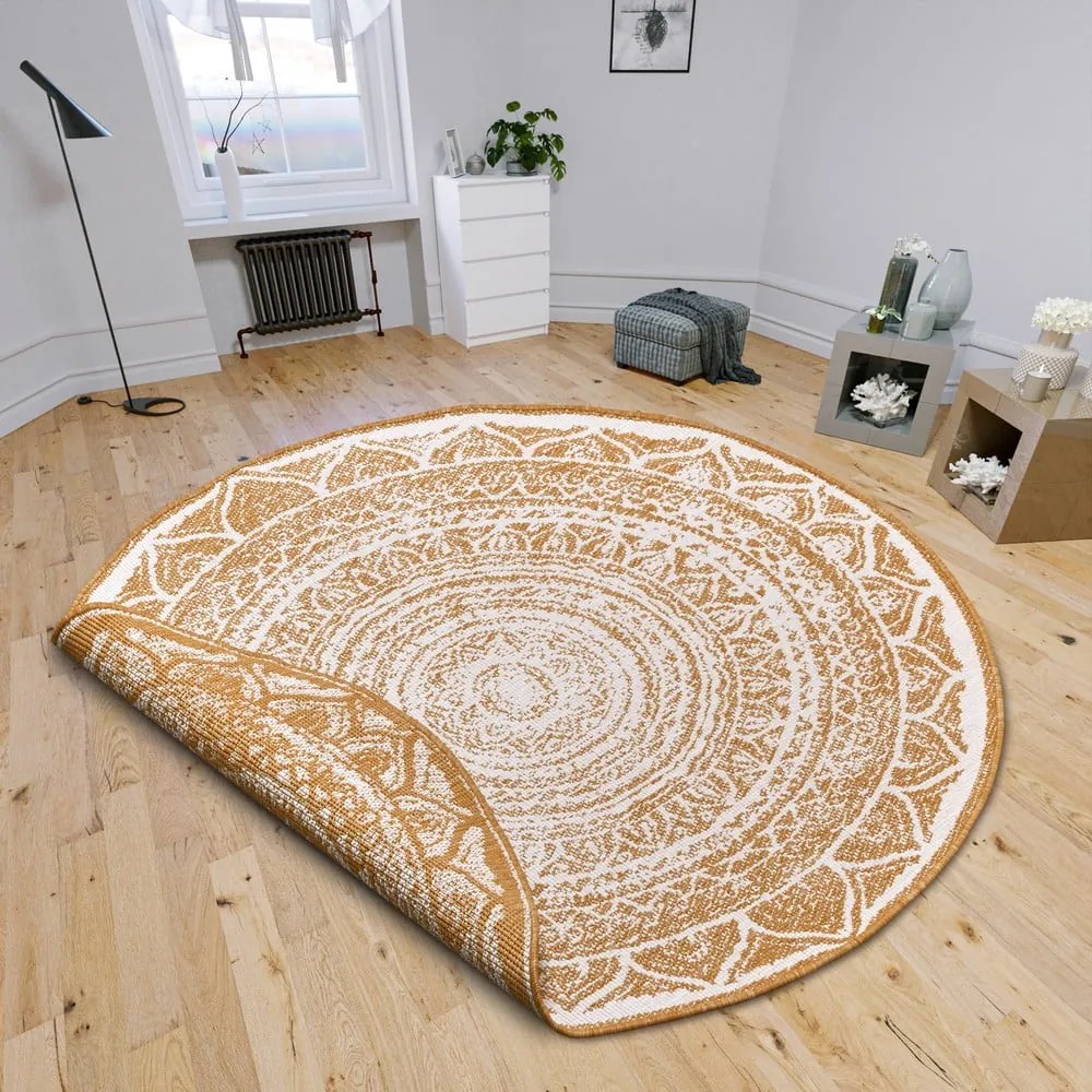 Okkersárga-fehér kerek kültéri szőnyeg ø 140 cm Siruma – NORTHRUGS