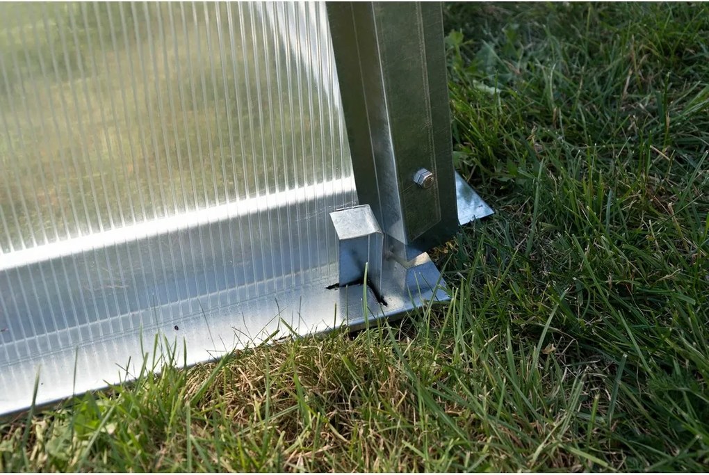 G21 GZ 48 üvegház – 251 x 191 cm, horganyzott