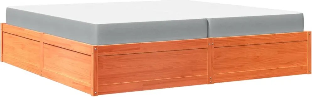 vidaXL viaszbarna tömör fenyőfa ágy matraccal 200 x 200 cm
