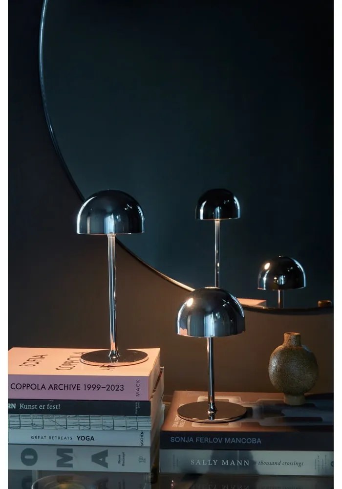 Ezüstszínű LED asztali lámpa távirányítóval, fém búrával (magasság 30 cm) Tim – Sirius