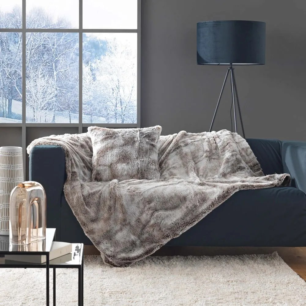 Műszőrme díszpárna 45x45 cm Antartic – douceur d'intérieur