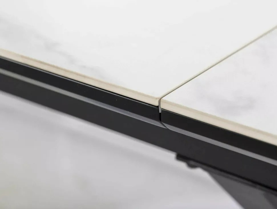 Logan bővíthető étkezőasztal fehér 160-200cm