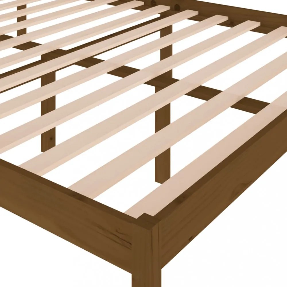 King Size mézbarna tömör fenyőfa ágy időseknek 150 x 200 cm