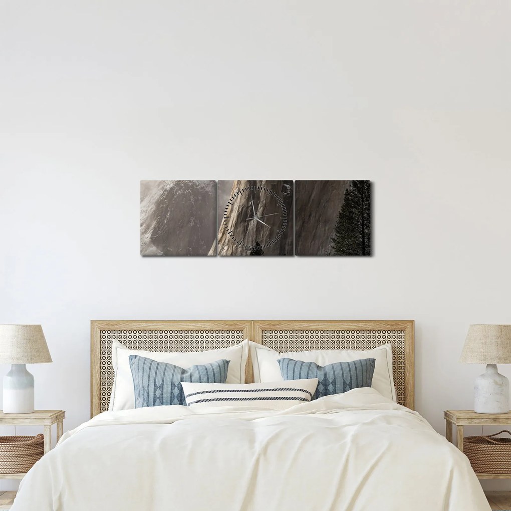 A Yosemite Valley Nemzeti Park, USA (órával) (90x30 cm)